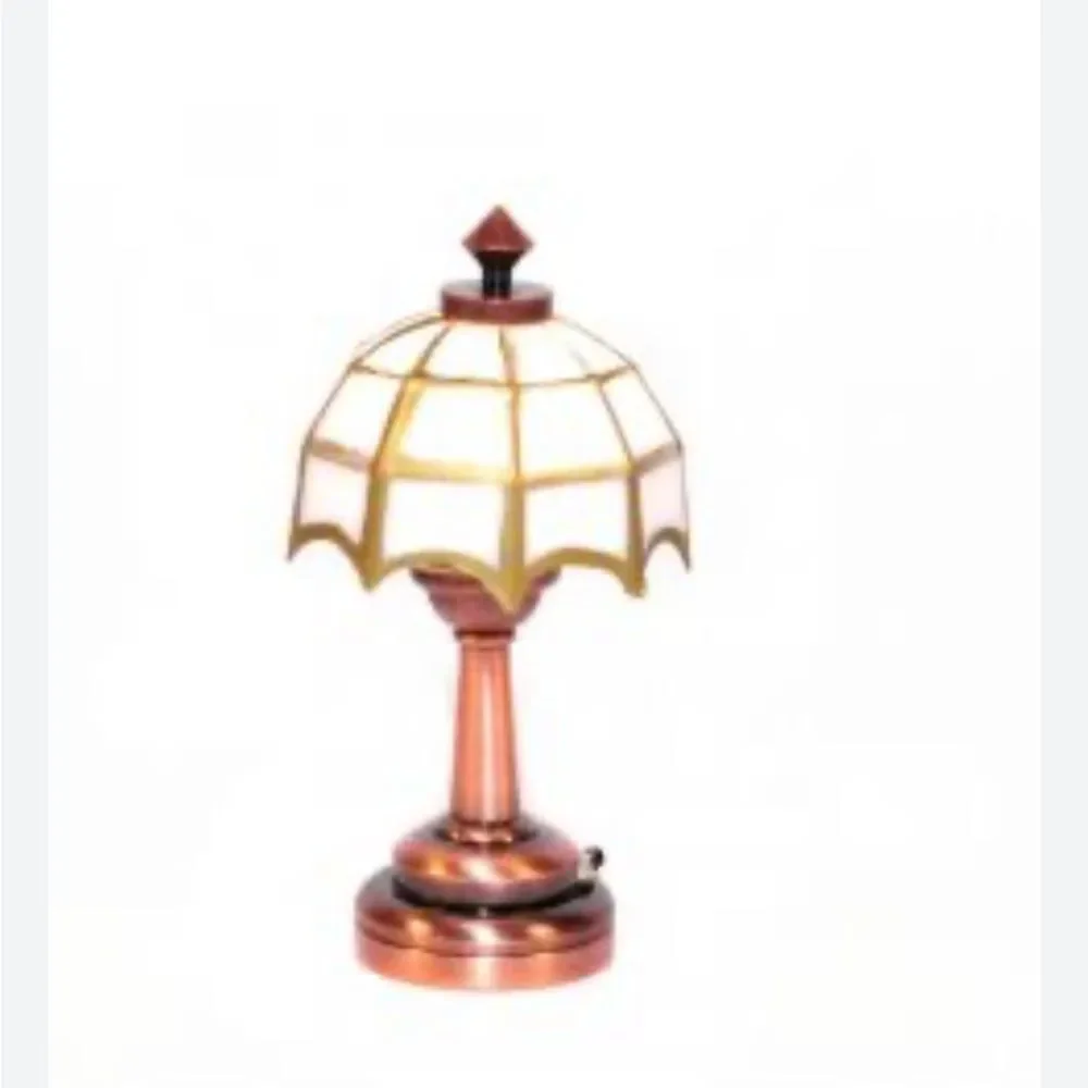 Dollhouse Miniature Tiffany Working Lamp